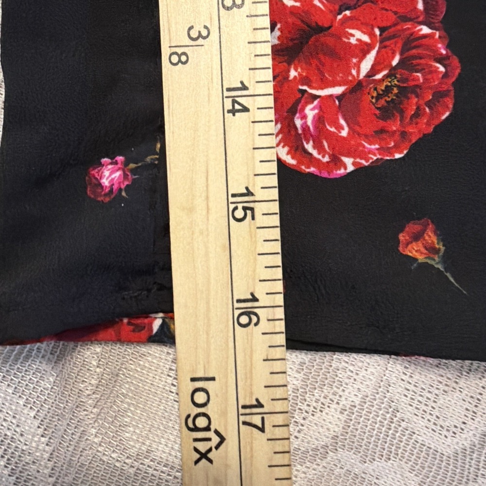 Rose Capri Romper Black Red Roses Off Shoulder Whimsigoth 50's Vibe Croquette S - Picture 5 of 10